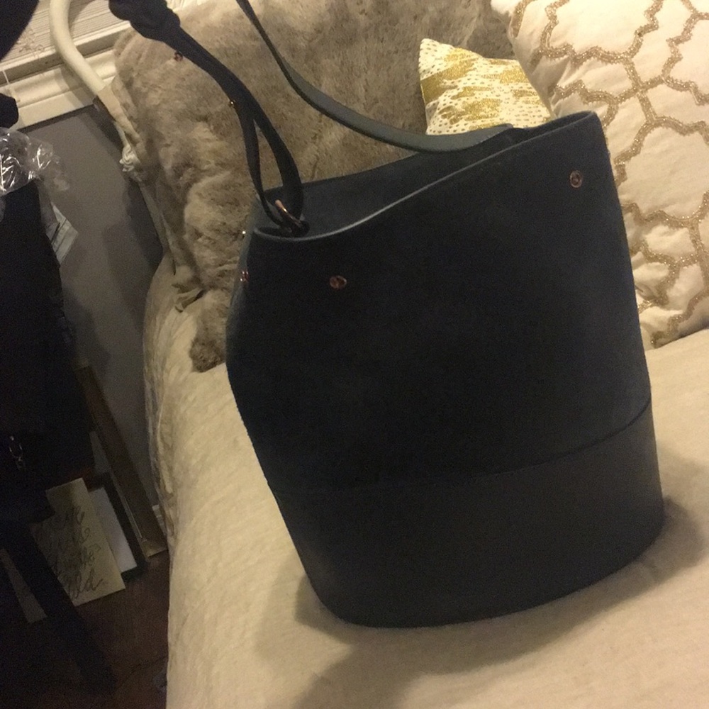Dagne Dover bucket bag - gray suede